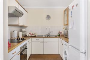 Kitchen- click for photo gallery